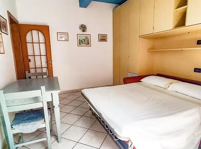 Casina Tecla Apartman Cavo