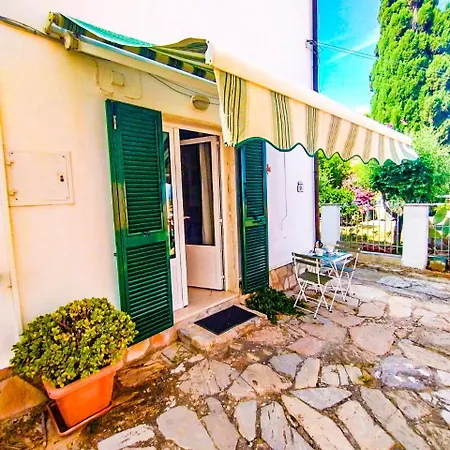 Casina Tecla Cavo